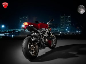 Обои для рабочего стола: Ducati