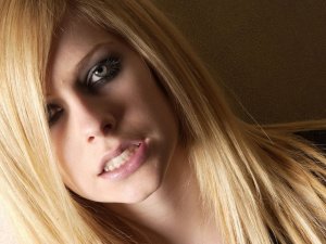 Обои для рабочего стола: Avril