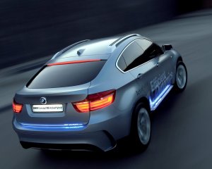 Обои для рабочего стола: БМВ x6 гибрид