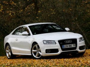 Обои для рабочего стола: Audi A5 3.0 TDI Quat...