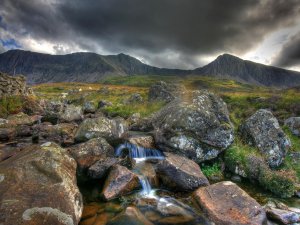 Маленький ручеек - скачать обои на рабочий стол