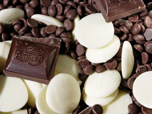 Обои для рабочего стола: Шоколадный салат