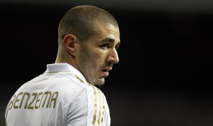 Обои для рабочего стола: karim benzema