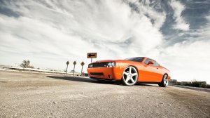 Обои для рабочего стола: Dodge challenger
