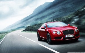 Обои для рабочего стола: Bentley едет по встр...