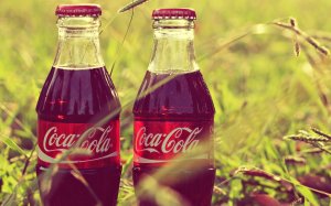 Обои для рабочего стола: Всегда Coca Cola