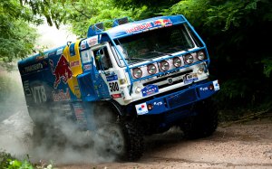 Обои для рабочего стола: KAMAZ