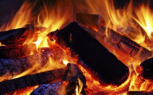 Обои для рабочего стола: Горящие угли