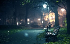 Обои для рабочего стола: Одинокий фонарь