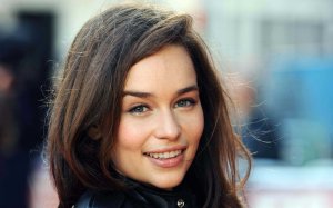 Обои для рабочего стола: Emilia Clarke