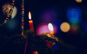 Обои для рабочего стола: Зажженные свечи