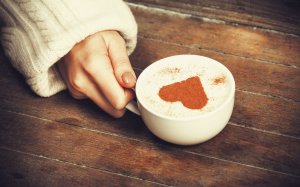 Обои для рабочего стола: Кофе с пенкой и серд...