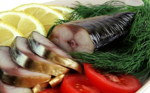 Обои для рабочего стола: Копченая скумбрия