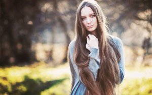 Обои для рабочего стола: Грустная поза