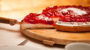Обои для рабочего стола: Кусочек пирога