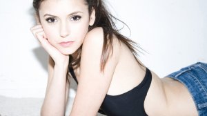 Обои для рабочего стола: Nina Dobrev