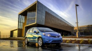 Обои для рабочего стола: Nissan готов к движе...