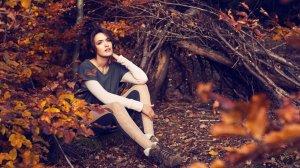 Обои для рабочего стола: Собирала хворост