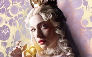 Обои для рабочего стола: Белая королева
