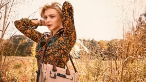 Обои для рабочего стола: Красавица Хлоя