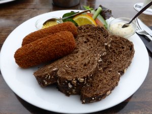 Обои для рабочего стола: Котлеты с хлебом