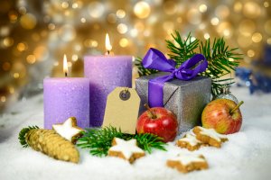 Обои для рабочего стола: Свечи, яблоки, печен...