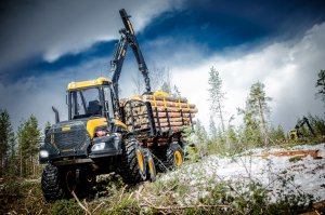 Обои для рабочего стола: Forwarder Ponsse 