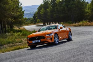 Обои для рабочего стола: Ford 2018 Mustang 