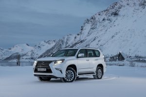 Обои для рабочего стола: Lexus GX 460 