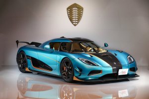 Обои для рабочего стола: Koenigsegg Agera RSR