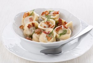 Обои для рабочего стола: Вареники с луком
