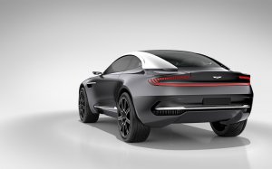 Aston Martin DBX  - скачать обои на рабочий стол