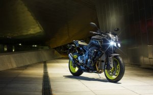 Обои для рабочего стола: Мотоцикл Yamaha MT-1...