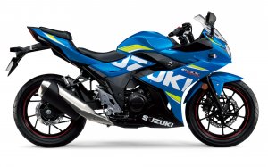 Обои для рабочего стола: Мотоцикл suzuki gsx-...