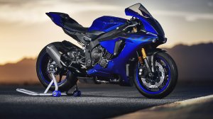 Yamaha YZF-R1 - скачать обои на рабочий стол